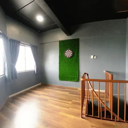 13Pax 3R2B, Beachfront Duplex Penthouse, Free Bbq Set, Wifi, 50