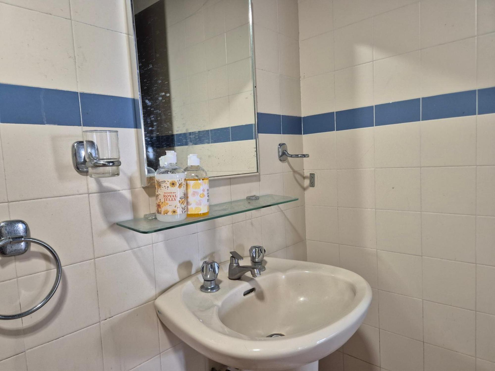 13pax 3r2b, Beachfront Duplex Penthouse, Free Bbq Set, Wifi, 50