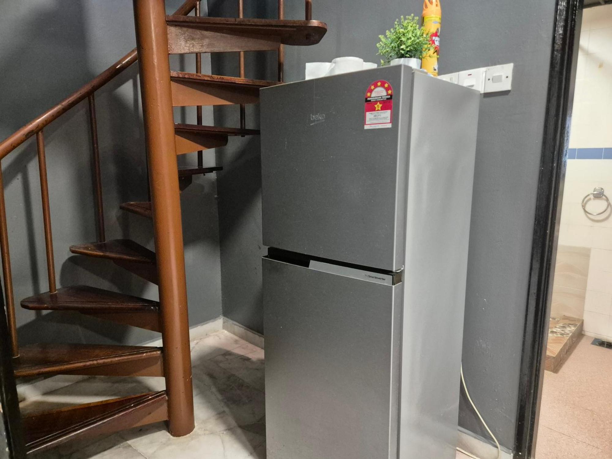 Apartment 13pax 3r2b, Beachfront Duplex Penthouse, Free Bbq Set, Wifi, 50