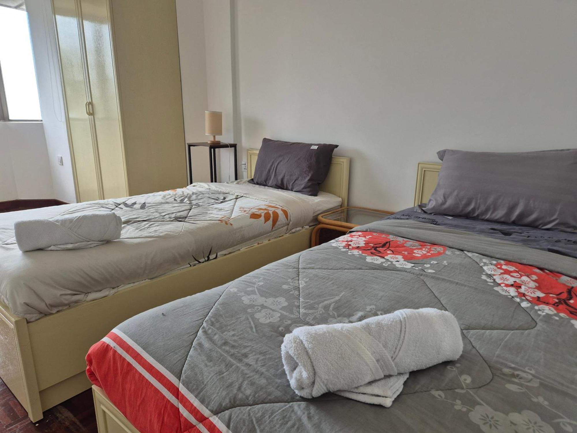 13pax 3r2b, Beachfront Duplex Penthouse, Free Bbq Set, Wifi, 50