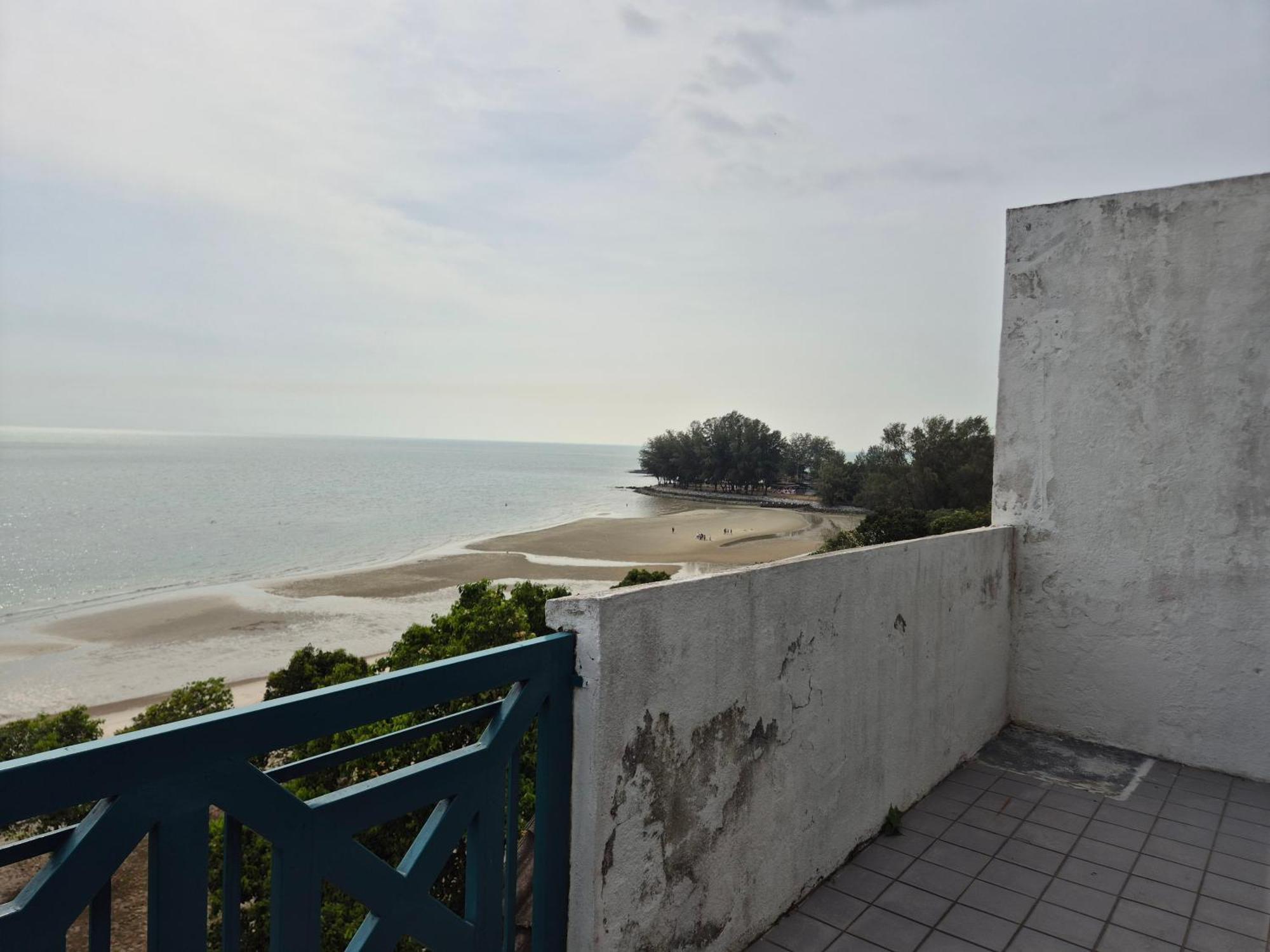 13pax 3r2b, Beachfront Duplex Penthouse, Free Bbq Set, Wifi, 50