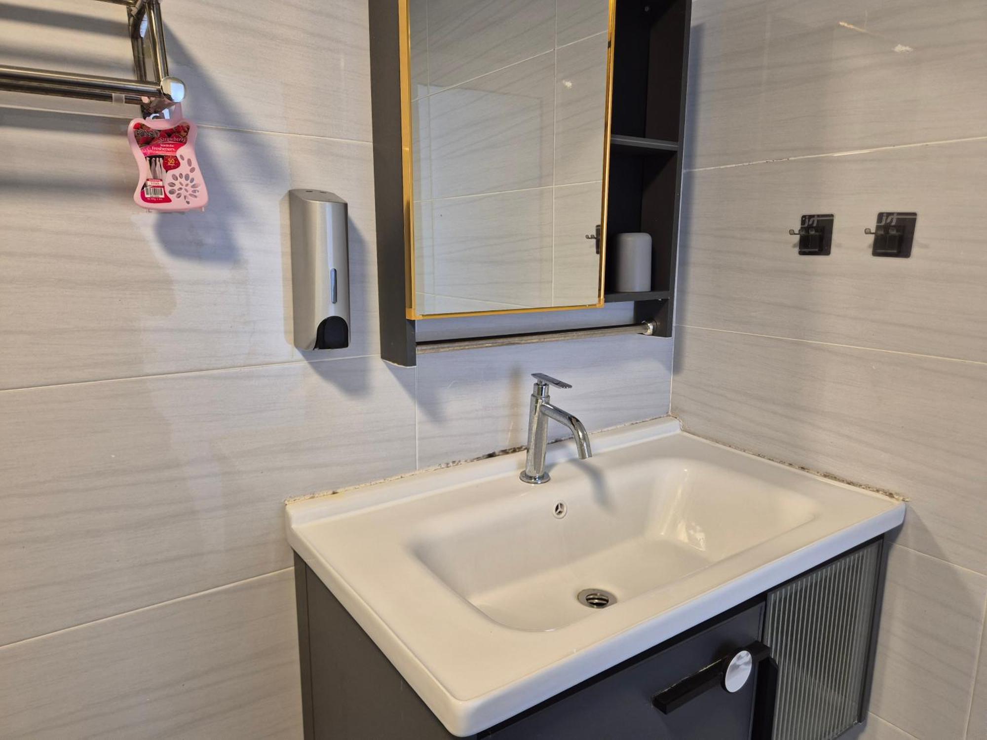 13pax 3r2b, Beachfront Duplex Penthouse, Free Bbq Set, Wifi, 50