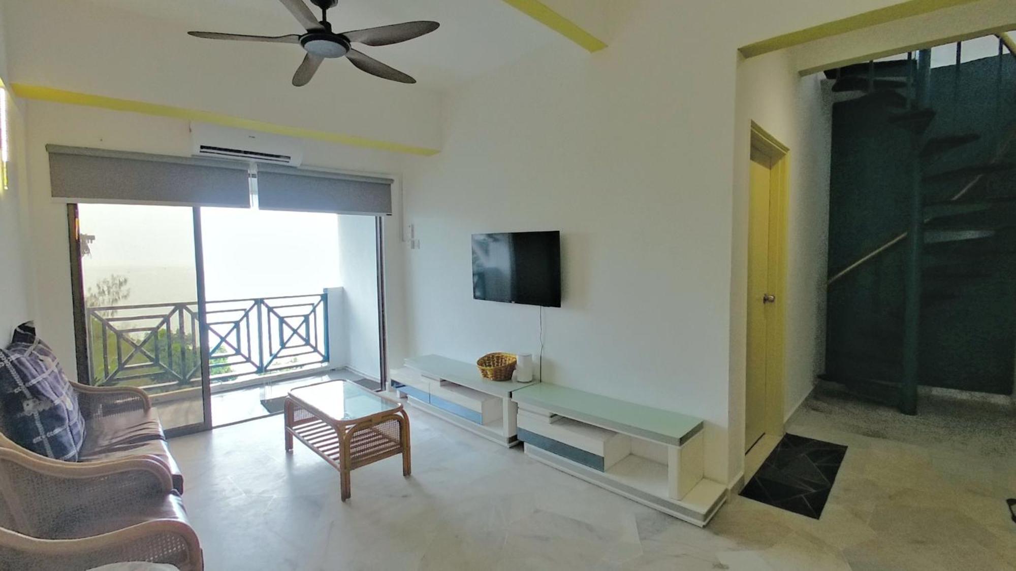 13pax 3r2b, Beachfront Duplex Penthouse, Free Bbq Set, Wifi, 50