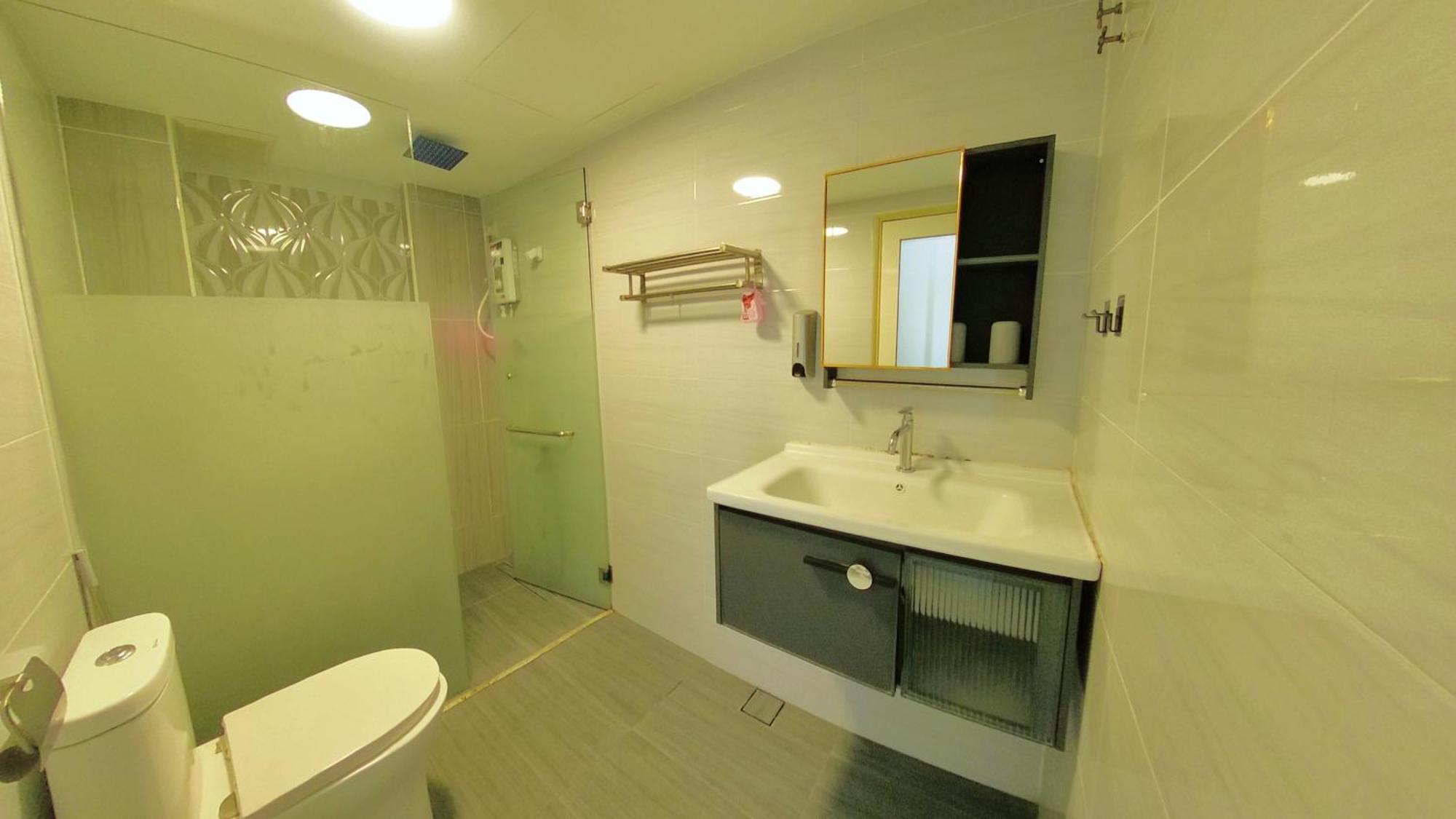 13pax 3r2b, Beachfront Duplex Penthouse, Free Bbq Set, Wifi, 50